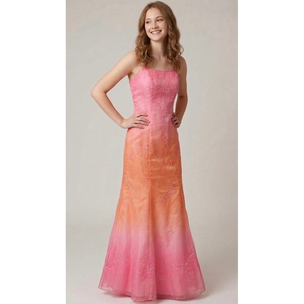 Vintage Morgan and Co Gown Size 7/8 Pink Orange Ombre Glitter Lace Up Back Y2K